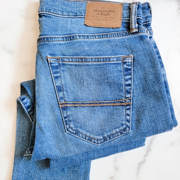 Abercrombie and Fitch Super Skinny Stretch Jean - Picture 1 of 5